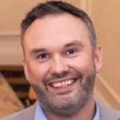 Photo of Lee Blackburn