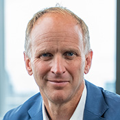 Photo of Oliver Holden